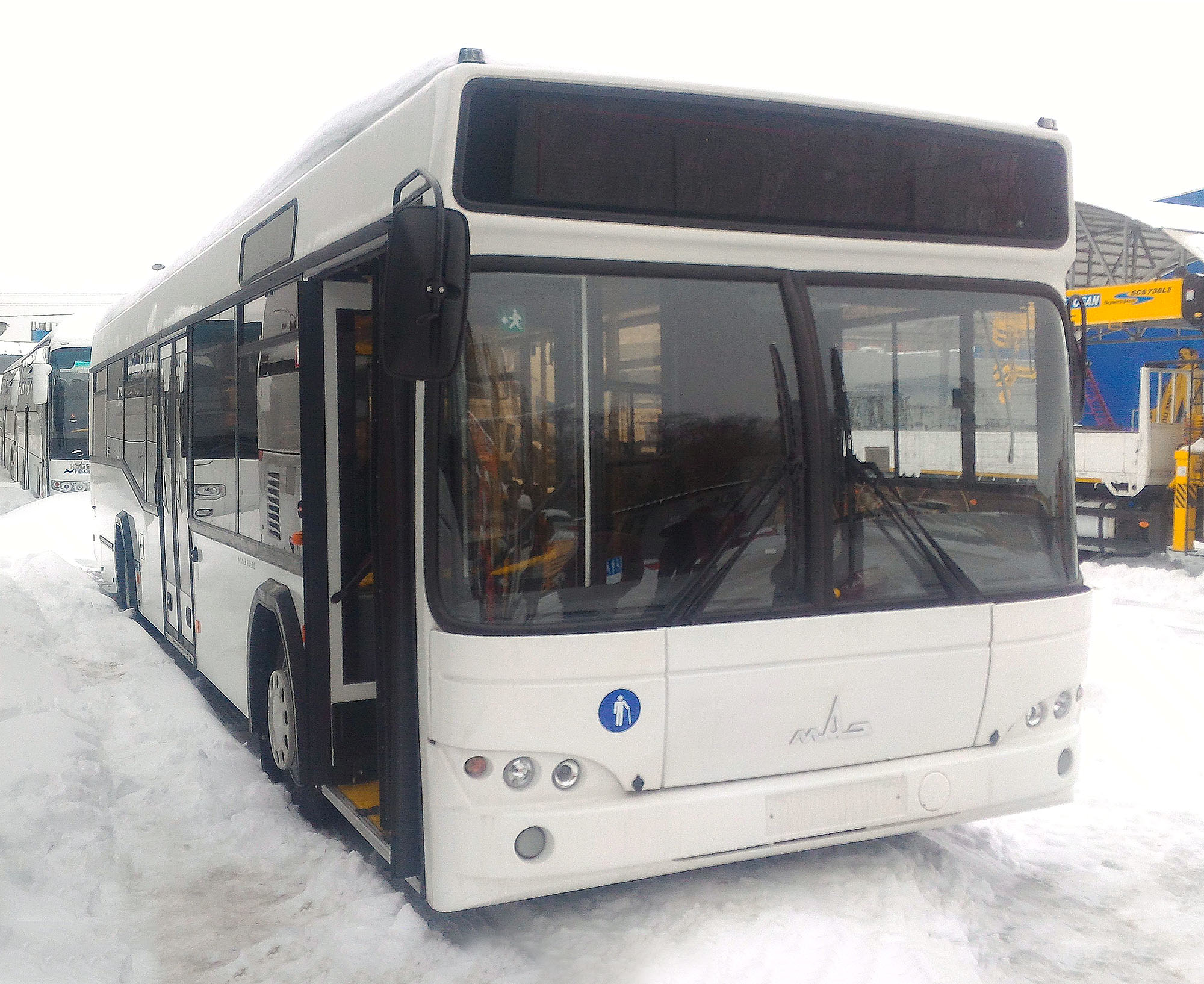 "ЯрКамп-Лизинг" произвел передачу в лизинг автобуса МАЗ-103585
