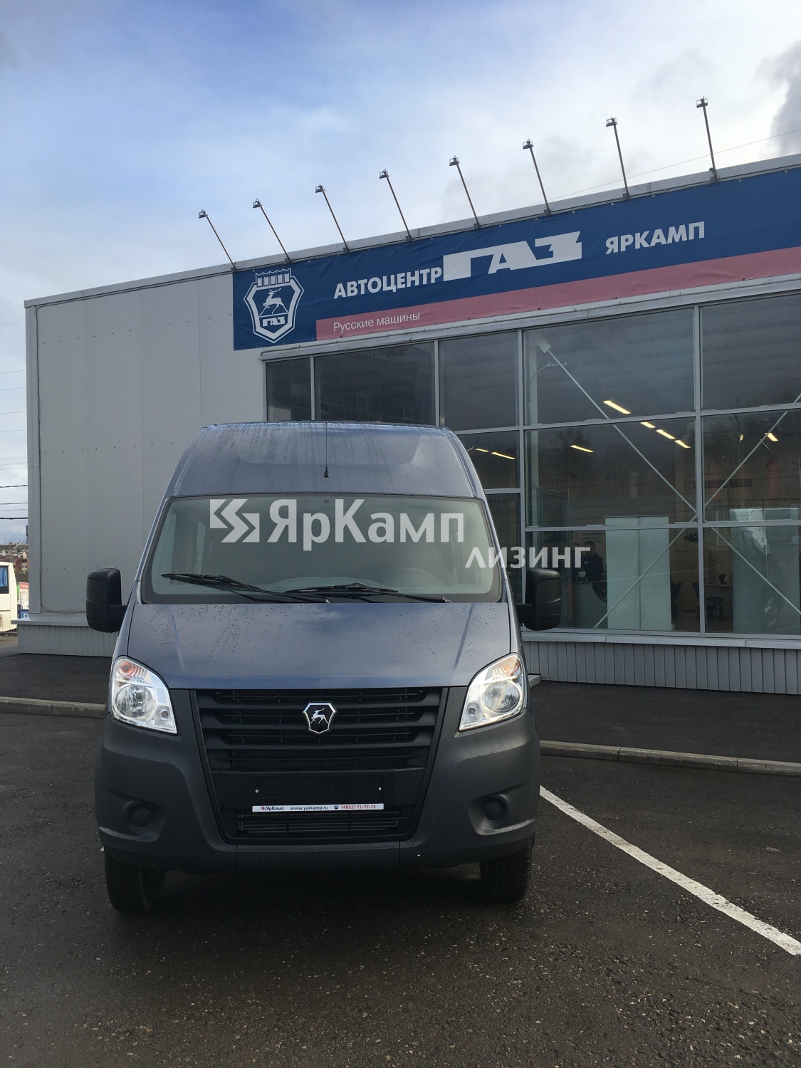Цельнометаллический грузопассажирский фургон ГАЗель Next передан в лизинг