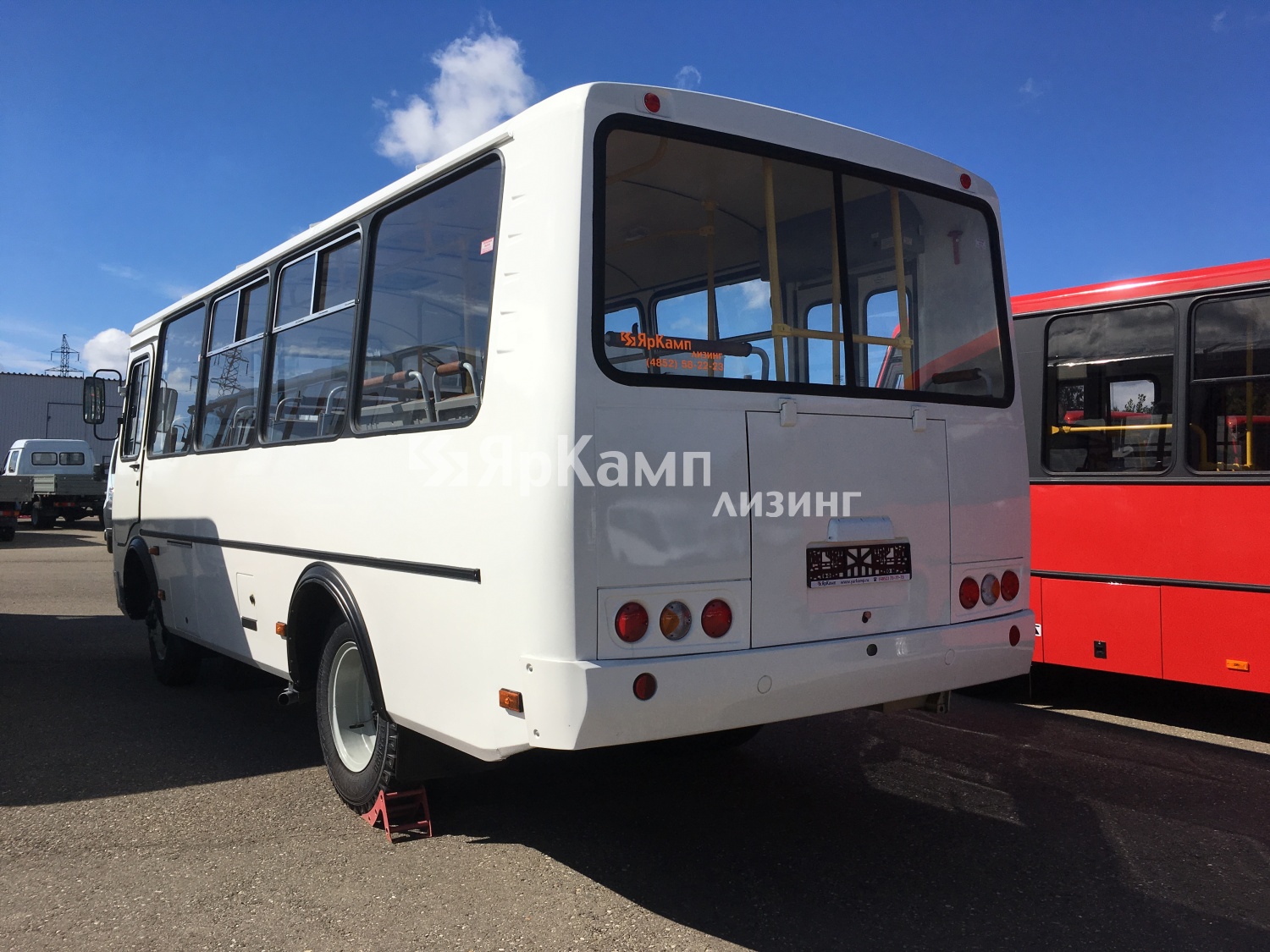 "ЯрКамп-Лизинг" осуществил отгрузку на правах финансовой аренды автобуса ПАЗ 32054