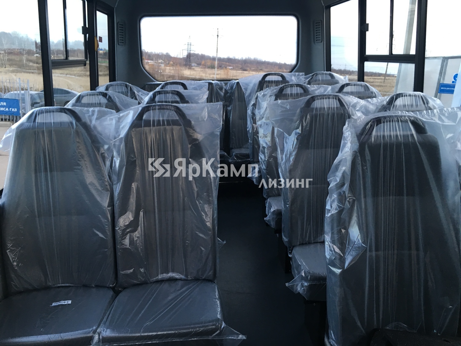 Произведена отгрузка на условиях лизинга двух автобусов ГАЗ А64R42