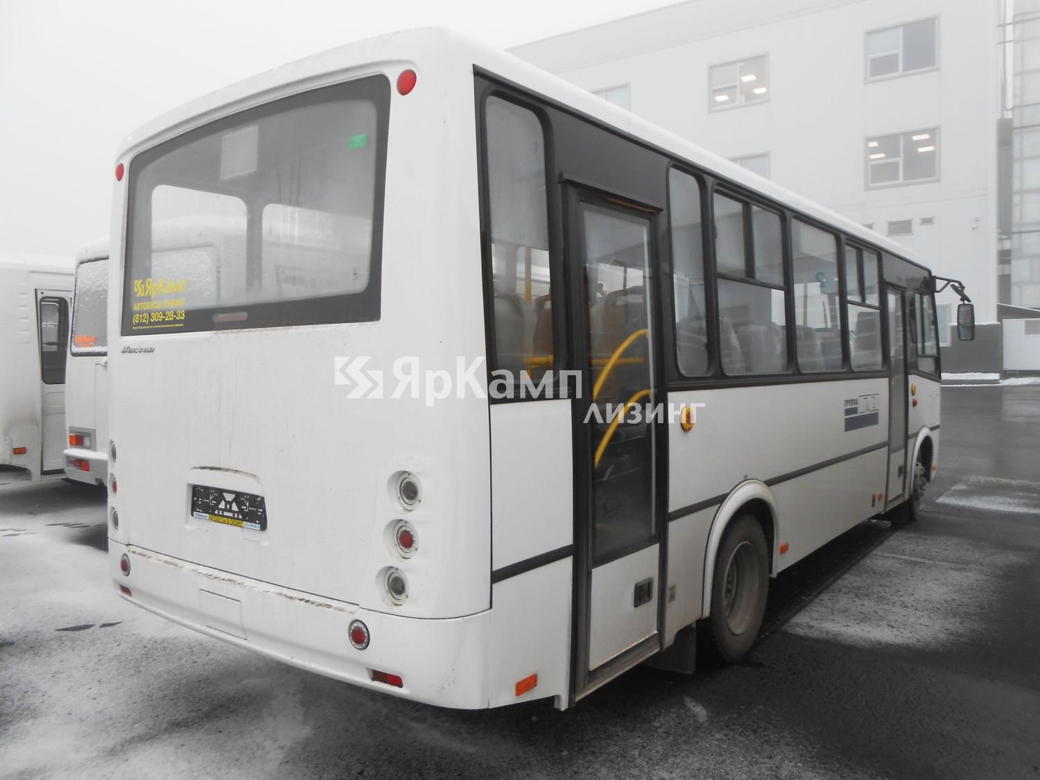 "ЯрКамп-Лизинг" произвел отгрузку на условиях лизинга автобуса ПАЗ 320412-05 (Вектор)