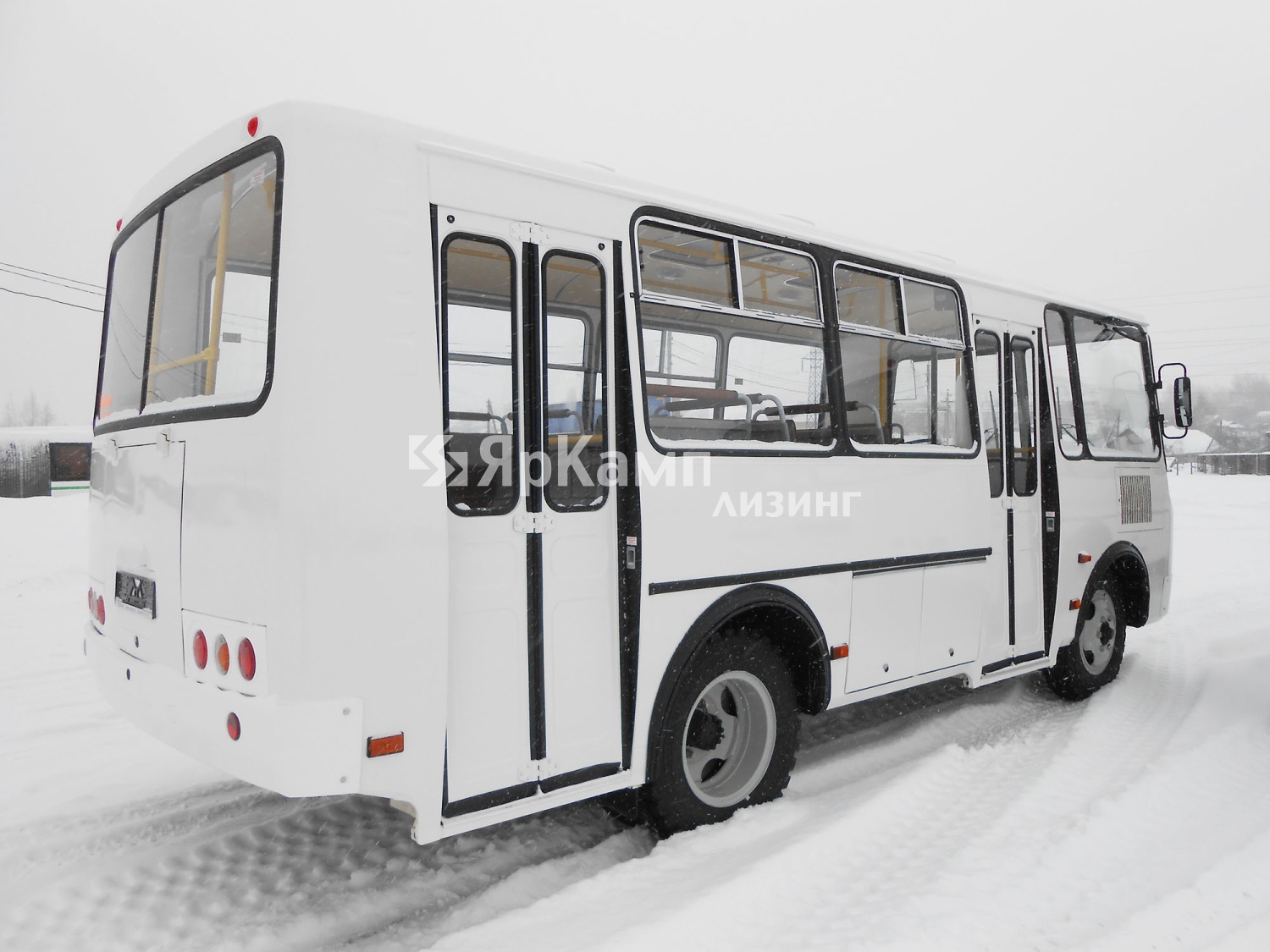 Группа компаний "Яркамп-Лизинг" произвела передачу в лизинг двух автобусов ПАЗ