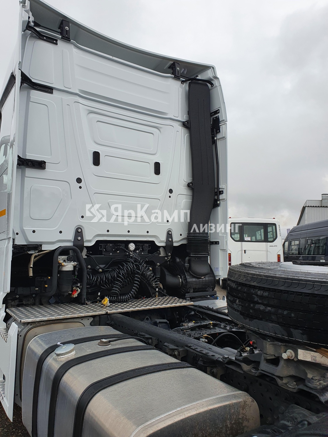 Произведена отгрузка на условиях лизинга магистрального седельного тягача KAMAZ-54901