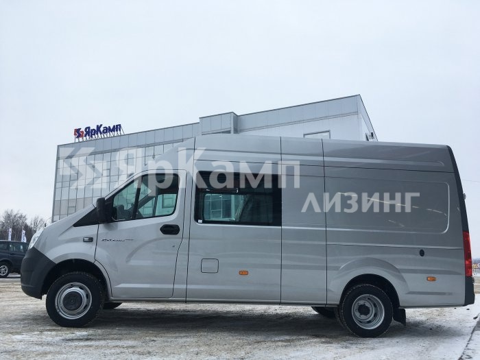 "ЯрКамп-Лизинг" произвел передачу грузового автофургона ГАЗель NEXT