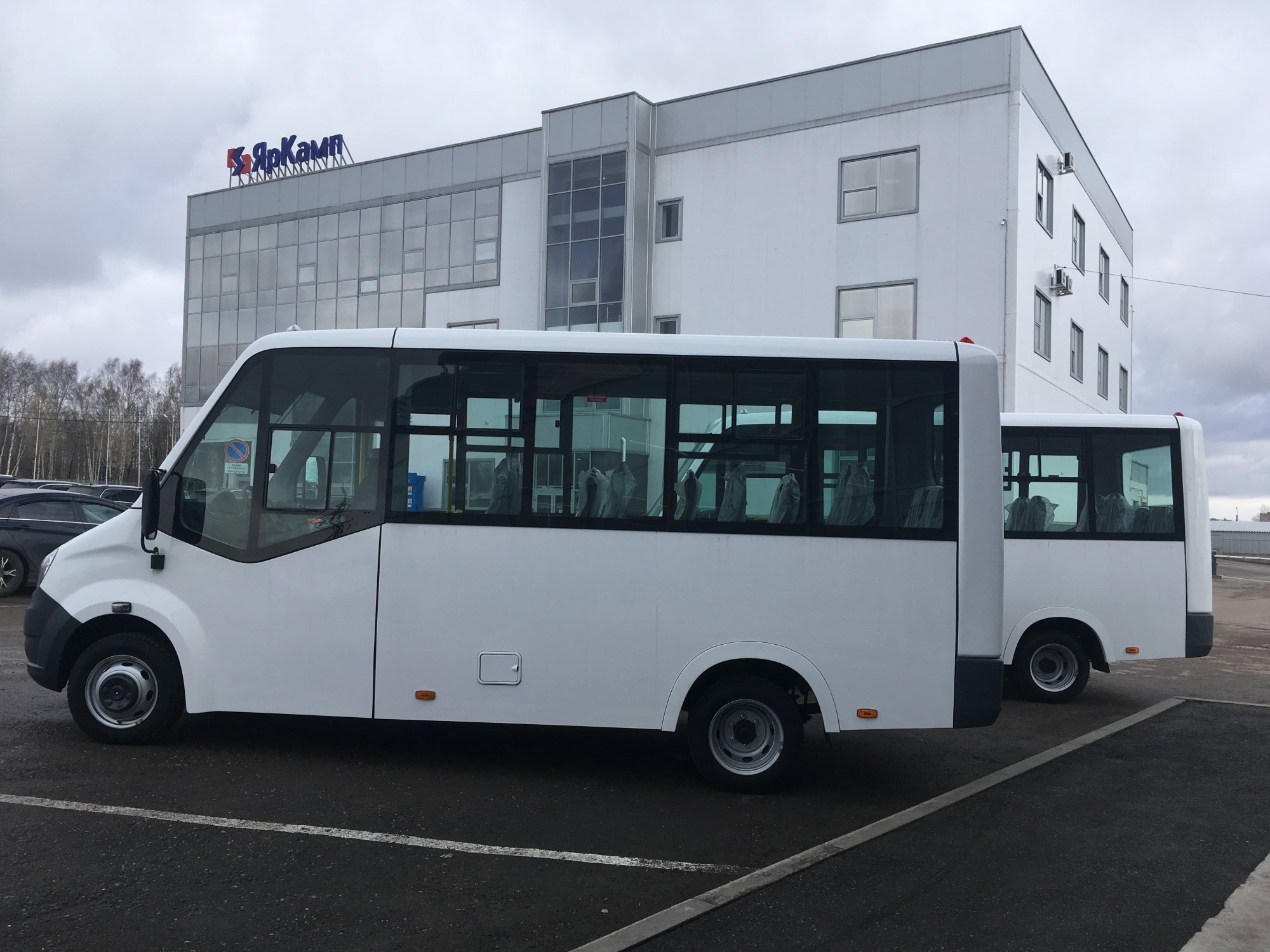Два автобуса ГАЗ-А64R42 переданы в финансовую аренду