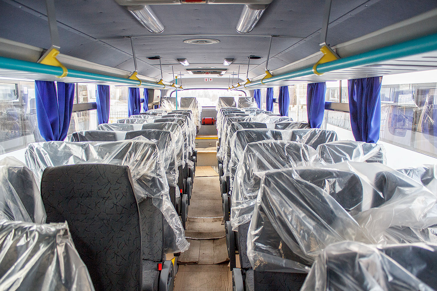 Осуществлена поставка на условиях лизинга 5 междугородних автобусов НЕФАЗ