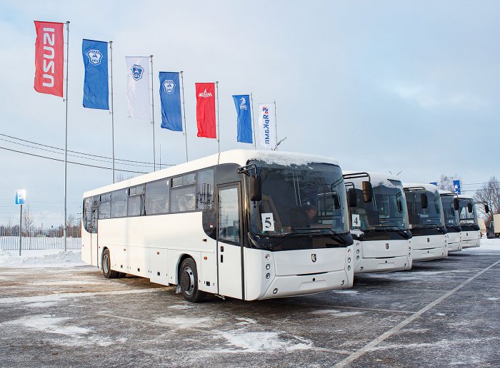 Осуществлена поставка на условиях лизинга 5 междугородних автобусов НЕФАЗ