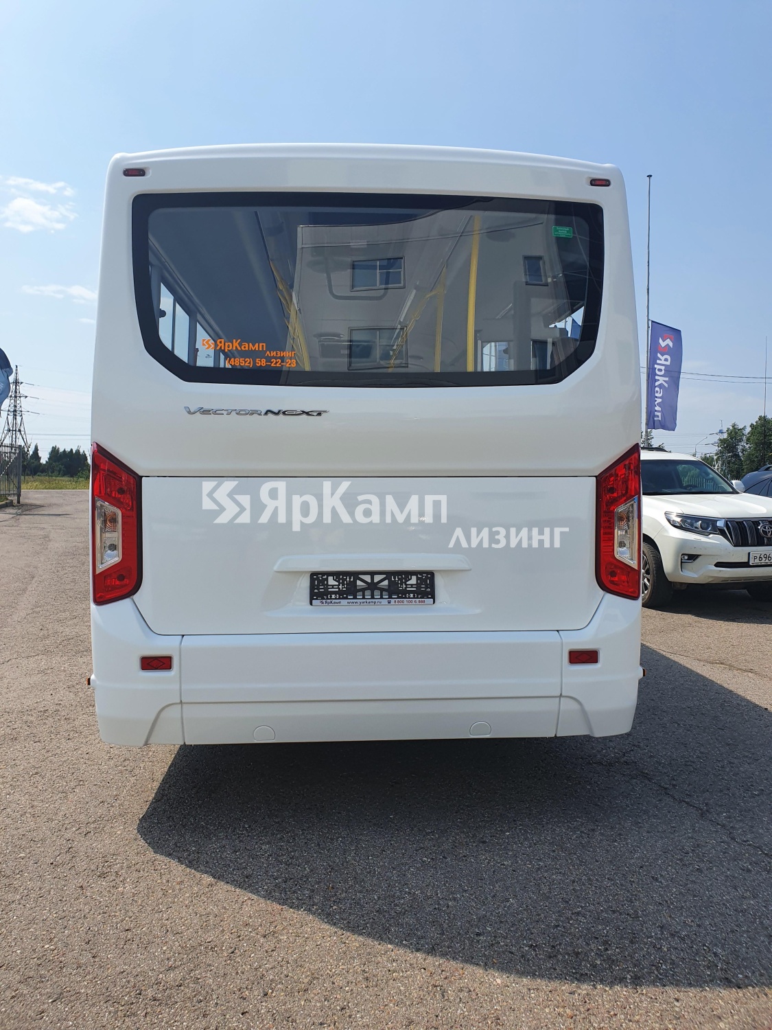 Автобус ПАЗ 320435-04 передан в лизинг