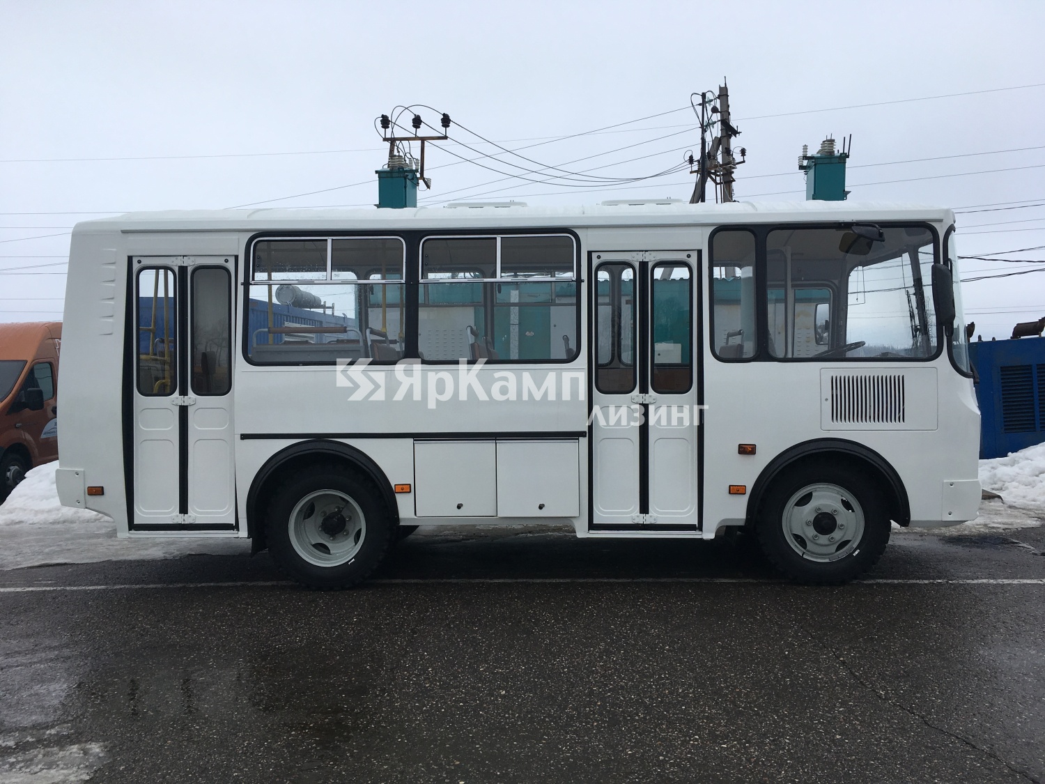 "ЯрКамп-Лизинг" произвел передачу автобуса ПАЗ-32054 в финансовую аренду
