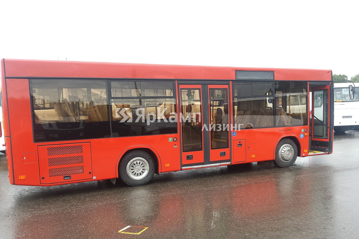 Группа компаний "ЯрКамп-Лизинг" произвела передачу в лизинг автобус МАЗ 206