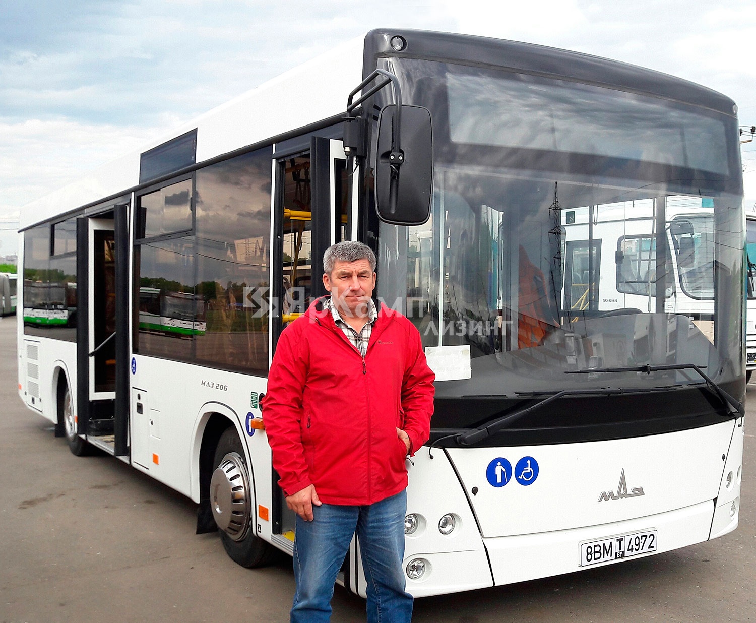 "ЯрКамп-Лизинг" произвел отгрузку на условиях лизинга двух автобусов МАЗ-206085