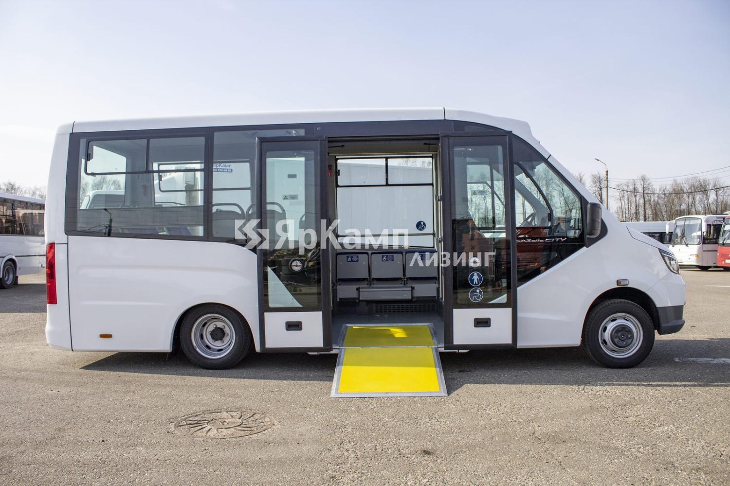 Произведена поставка на условиях лизинга городского автобуса ГАЗель City А68R52