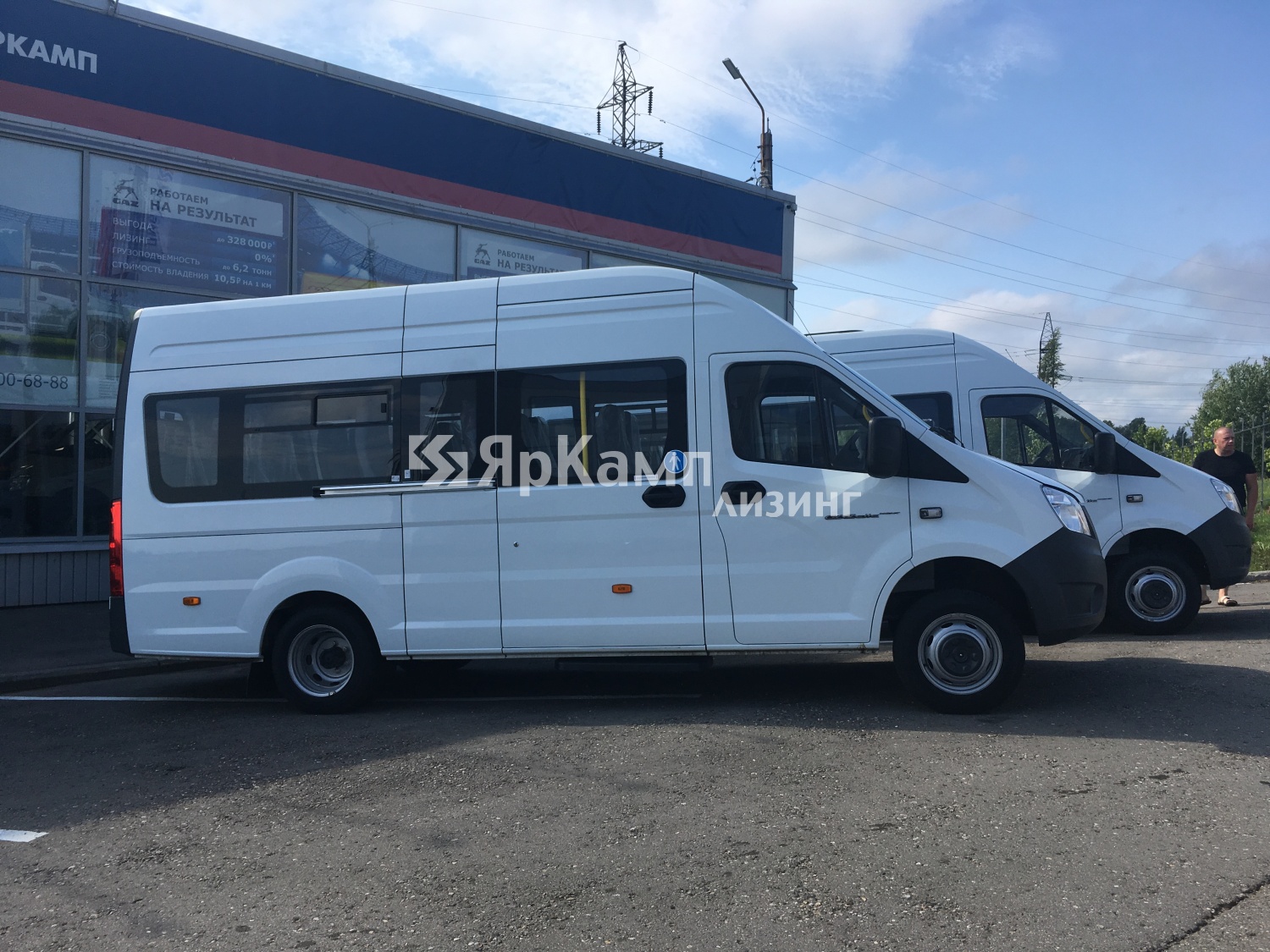 Два автобуса ГАЗ-A65R33 переданы в лизинг